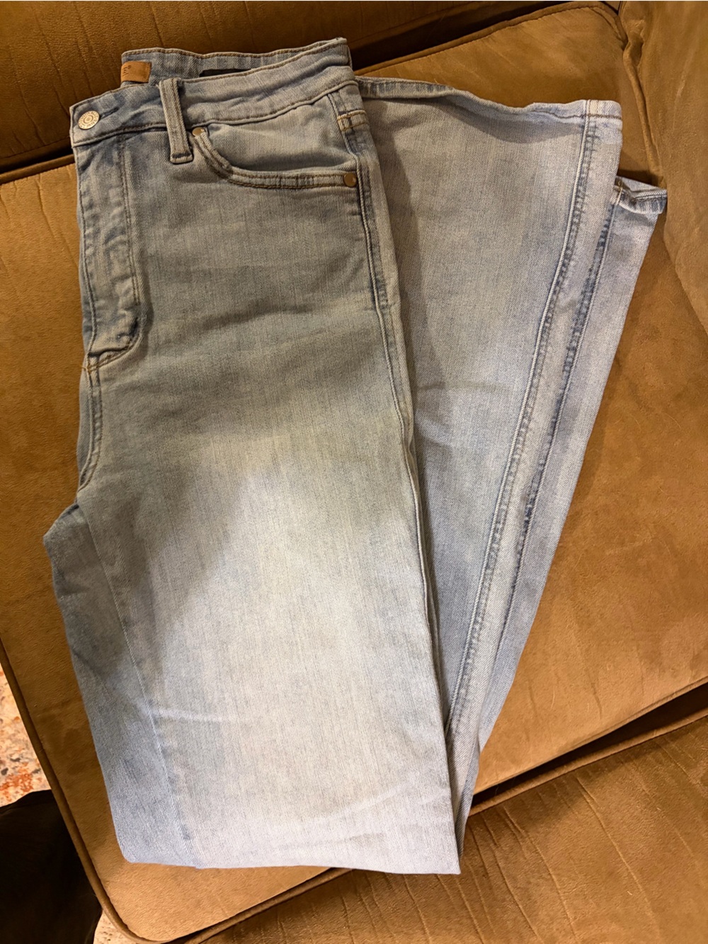Judy Blue Light Wash Bootcut Jeans - Men's